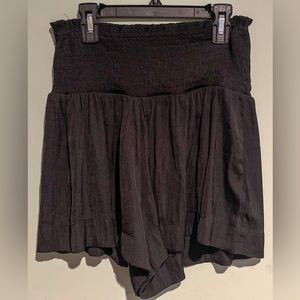 TCEC Smocked Waist Shorts